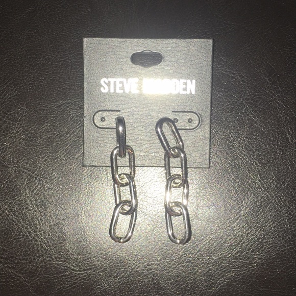 Steve Madden Chains Silver Earrings - Picture 2 of 2